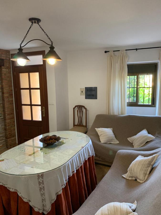 Casa Cueva "Las Calcetas" Pensionat Setenil De Las Bodegas Eksteriør billede