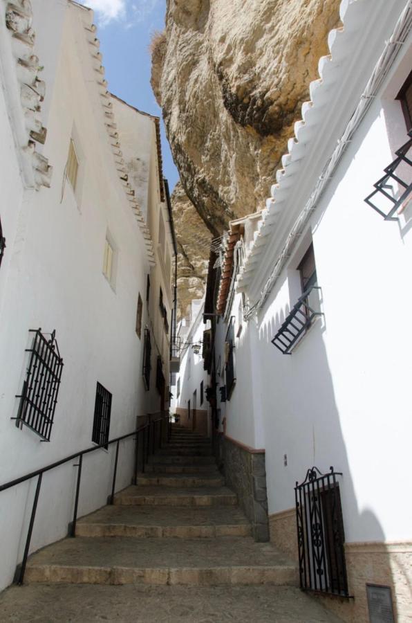 Casa Cueva "Las Calcetas" Pensionat Setenil De Las Bodegas Eksteriør billede